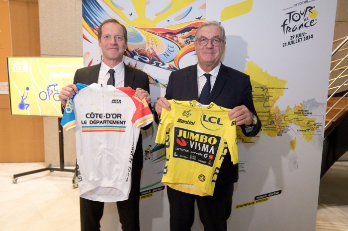 SPORT UNIVERSITAIRE : Le Creusot Champion du Monde en Handball, Rugby Féminin et Natation - Creusot-infos.com